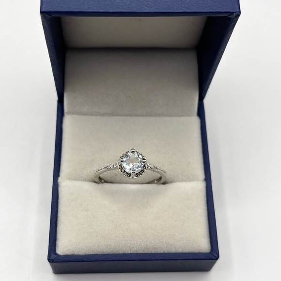 Natural Green Amethyst Gemstone Sterling Silver Ring - Picture 3 of 4